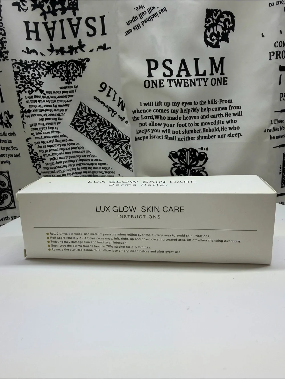 Derma Roller with Blue Plumping Facial Elixir